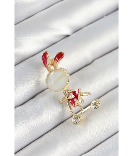 Erb Zirkon Taş Detaylı Kırmızı 3D Scooter Süren Tavşan Kız Figürlü Gold Renk Kadın Broş Erb Zirkon Taş Detaylı Kırmızı 3D Scooter Süren Tavşan Kız Figürlü Gold Renk Kadın Broş