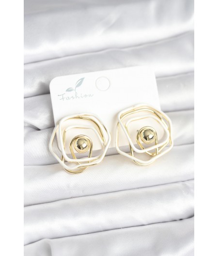 Erb Pirinç Gold Renk Beyaz Mineli Geometrik Gül Model Kadın Küpe