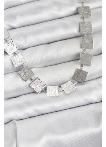 Erb Kare Plaka Model Gümüş Renk Kadın Kolye