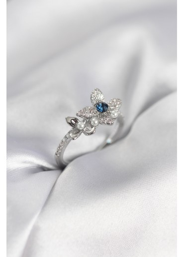 Erb Gümüş Renk Çiçek Model Zirkon Taşlı Kadın Yüzük