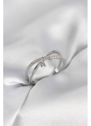 Erb Gümüş Renk Zirkon Taşlı Fiyonk Model Kadın Yüzük