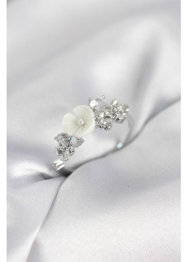 Erb Gümüş Renk Pirinç Çiçek Model Zirkon Taşlı Kadın Yüzük