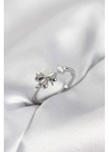 Erb Gümüş Renk Yonca Model Sedefli Kadın Yüzük