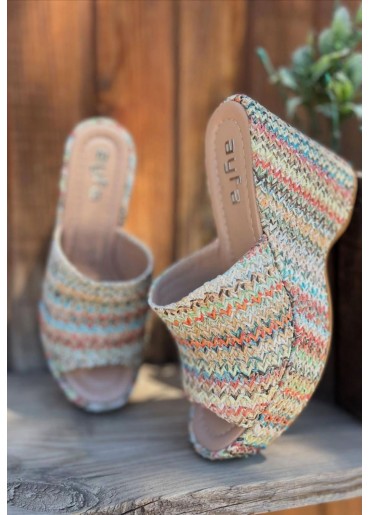 Tlay Kilim Desenli Dolgu Topuk Terlik