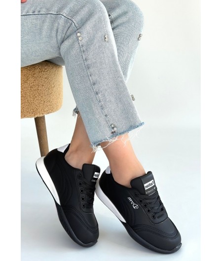 Tawen Siyah Cilt Bağcıklı Spor Ayakkabı Tawen Siyah Cilt Bağcıklı Spor Ayakkabı