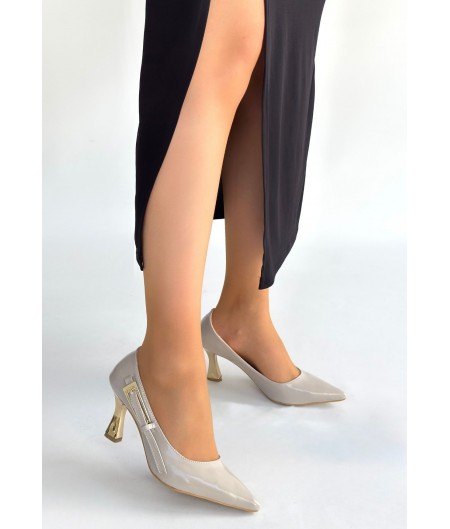 Motya Bej Rugan Topuklu Ayakkabı Motya Bej Rugan Topuklu Ayakkabı