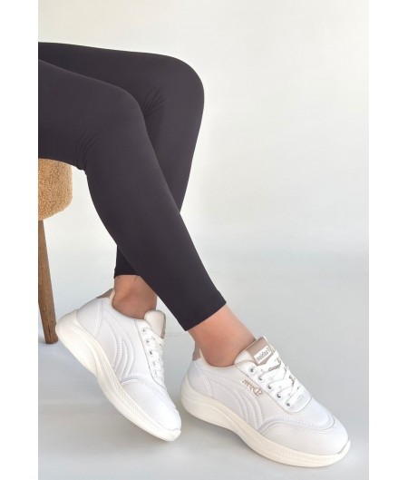 Yejja Beyaz Cilt Bağcıklı Spor Ayakkabı