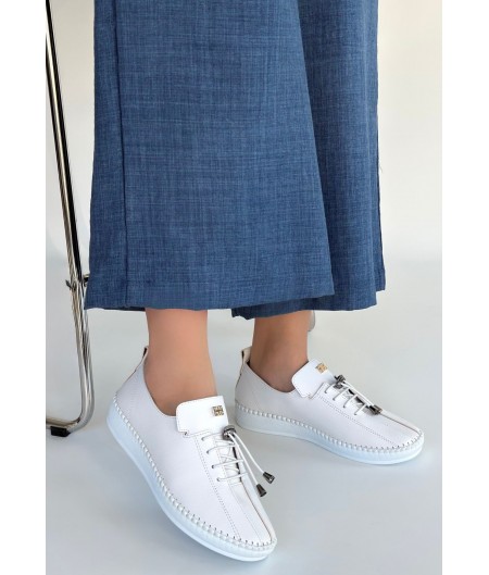 Warte Beyaz Deri Bağcıklı Spor Ayakkabı