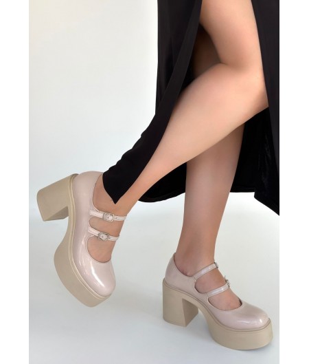 Jarlo Bej Rugan Dolgu Topuk Ayakkabı Jarlo Bej Rugan Dolgu Topuk Ayakkabı