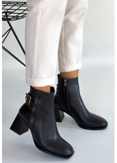 Kanda Siyah Cilt Topuklu Bot