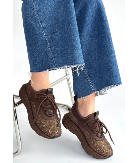 Rimay Kahverengi Cilt Boncuk İşlemeli Spor Ayakkabı