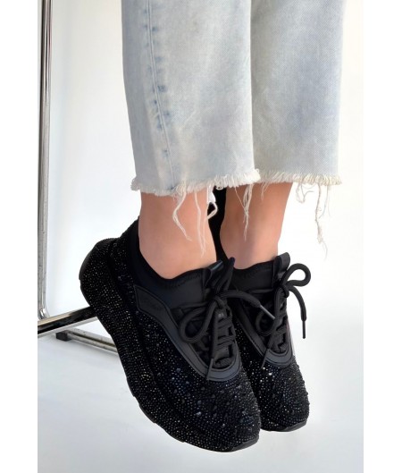 Rimay Siyah Cilt Boncuk İşlemeli Spor Ayakkabı