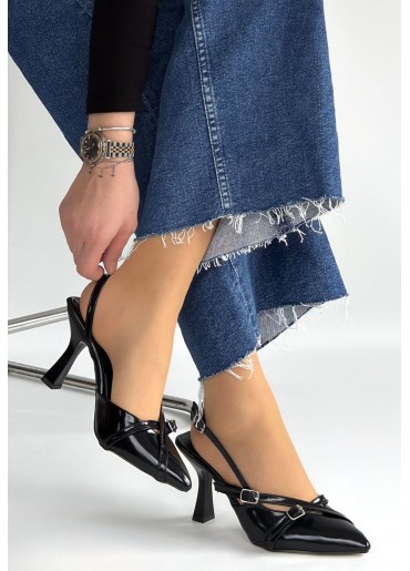 Tetti Siyah Rugan Topuklu Ayakkabı