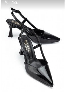 Hoost Siyah Rugan Topuklu Ayakkabı