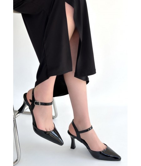 Suden Siyah Rugan Topuklu Ayakkabı